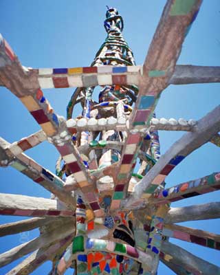 Watts-Towers-Interior-IMG00.jpg